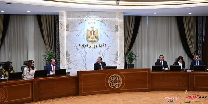 رئيس الوزراء يلتقي وفدًا من أعضاء مجلس النواب الأمريكي