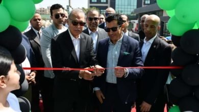 وزير الرياضة يفتتح حمام السباحة الأولمبي في نادى سيتي كلوب ببنها