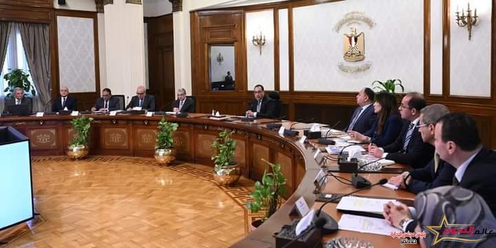 مدبولي يتابع جهود فض التشابكات المالية بين وزارتي الكهرباء والإسكان والمرافق والمجتمعات العمرانية 2 مدبولي يتابع جهود فض التشابكات المالية بين وزارتي الكهرباء والإسكان والمرافق والمجتمعات العمرانية