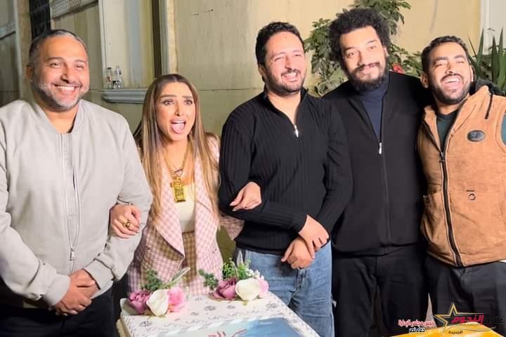 مدد يارب... روجينا تشكر كرو مسلسل "سر إلهي"