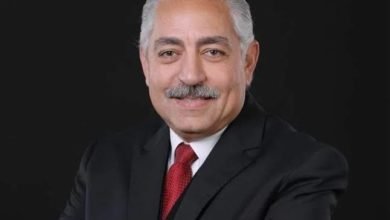 تركى آل الشيخ ووزير الرياضة يكرمان شقيق العامرى فاروق على هامش نهائي الكأس