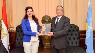 محافظ الإسكندرية يبحث مع قنصل عام فرنسا تعزيز سبل التعاون بين البلدين