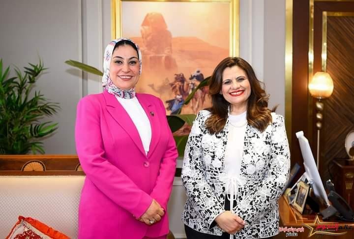 وزيرة الهجرة تلتقي النائبة ولاء التمامي عضو لجنة القوى العاملة بمجلس النواب