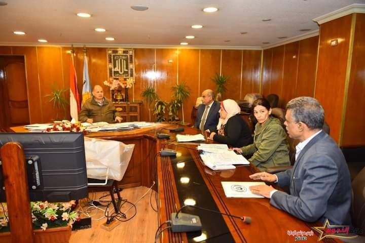 محافظ أسيوط يوجه بتعظيم الاستفادة من المراسي النيلية والسياحية التابعة للمحافظة 2 محافظ أسيوط يوجه بتعظيم الاستفادة من المراسي النيلية والسياحية التابعة للمحافظة