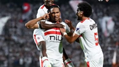 الزمالك يهزم الأهلي في قمة الدوري المصري بفضل ثنائية الجزيري