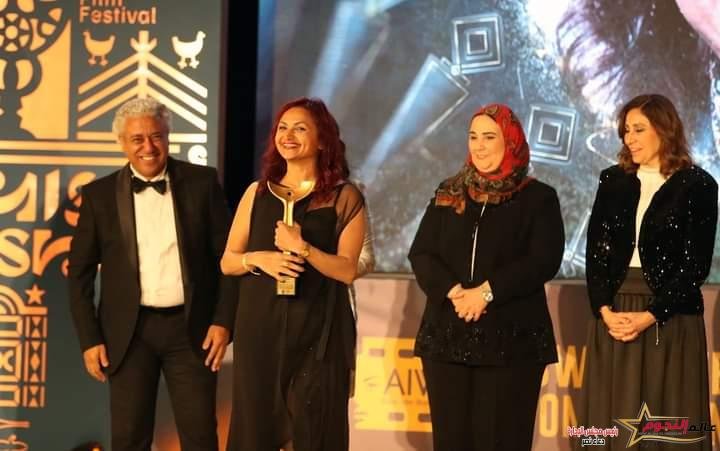 وزيرة الثقافة تفتتح فعاليات الدورة الثامنة من مهرجان أسوان لأفلام المرأة 2 وزيرة الثقافة تفتتح فعاليات الدورة الثامنة من مهرجان أسوان لأفلام المرأة
