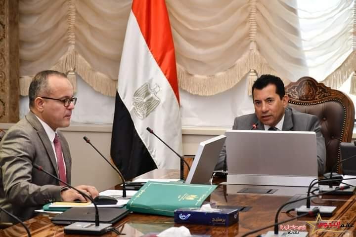 وزير الشباب والرياضة يناقش تشكيل لجان الاتحاد الإفريقي للرياضة الجامعية