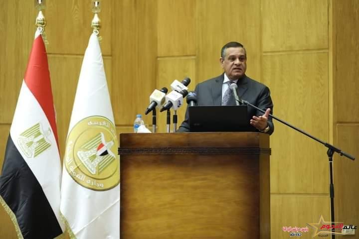 وزير التنمية المحلية يشهد انطلاق برنامج تدريبي مكثف لـ4700 من العاملين بالمحليات لمدة 3 أسابيع بمركز سقارة للتدريب