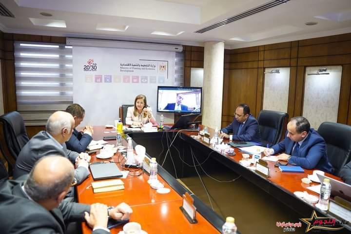 السعيد تناقش مع رئيس مجلس إدارة مدينة طربول الصناعية اهم إنجازات المدينة خلال العام الماضى 2 السعيد تناقش مع رئيس مجلس إدارة مدينة طربول الصناعية اهم إنجازات المدينة خلال العام الماضى
