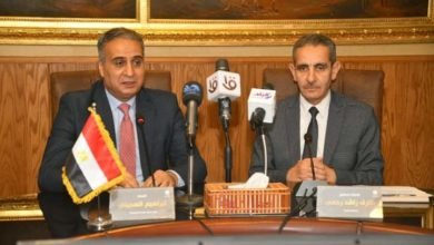 السجيني ومحافظ الغربية يعقدان مؤتمرا صحفياً بديوان عام المحافظة لإستعراض خُطتهما في الرقابة وإحكام السيطرة علي الأسواق