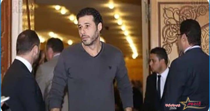 أحمد السعدني يعلق بعد وفاة والده : شكرا انك أبويا 