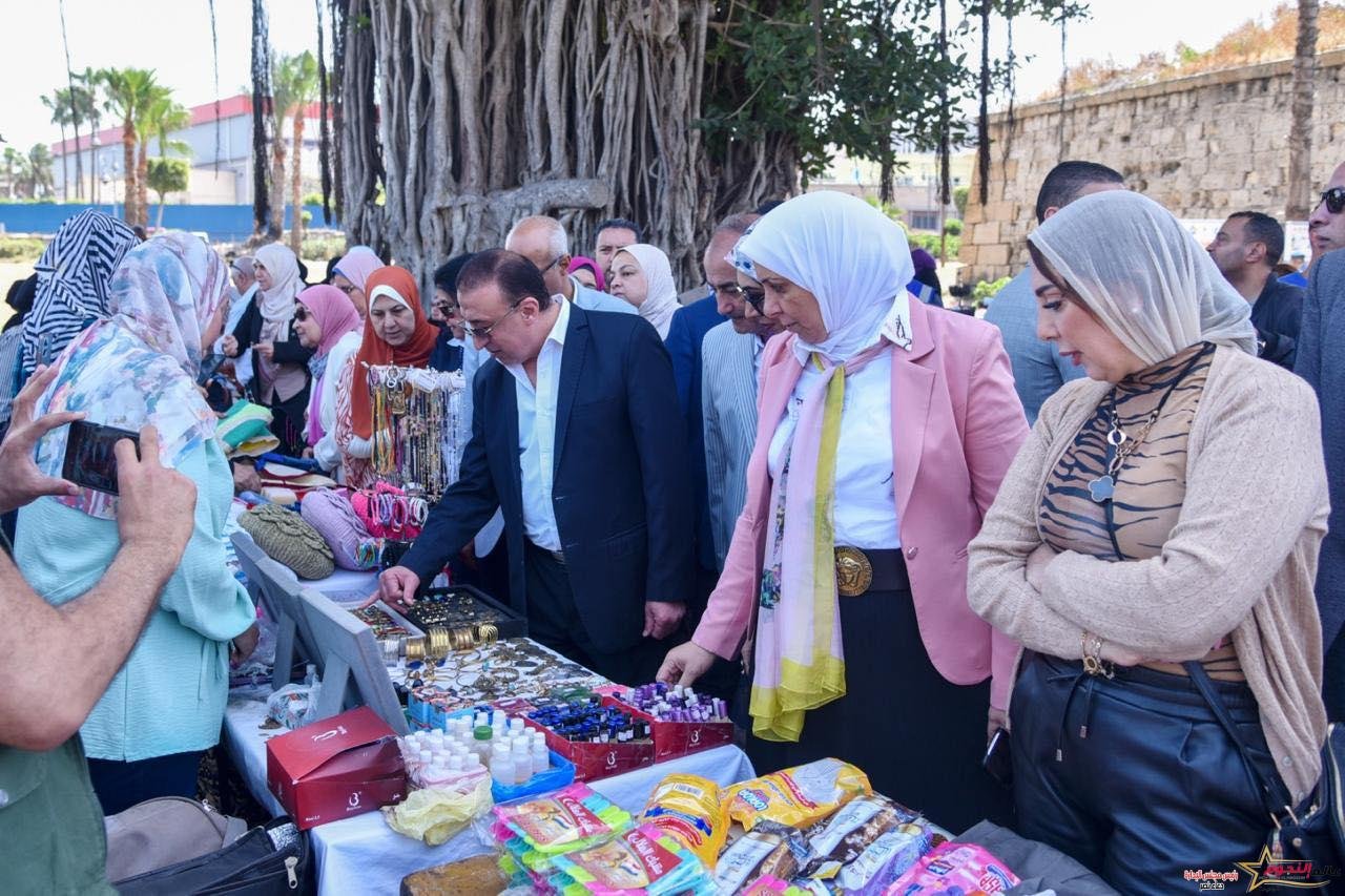 محافظ الإسكندرية: يفتتح معرض للأسر المنتجة لعرض وبيع منتجات المشغولات اليدوية والتراثية والمنتجات الغذائية