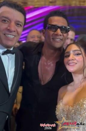 محمد رمضان يغني "نمبر وان" في حفل زفاف ابنة مصطفى كامل وسط تفاعل كبير من الحضور