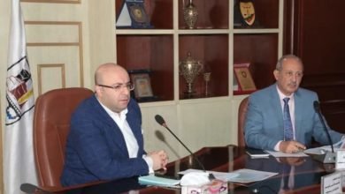 محافظ بني سويف يناقش مع السكرتير العام خطط القطاعات والمرافق استعداداً لعيد القيامة المجيد والاحتفال بشم النسيم