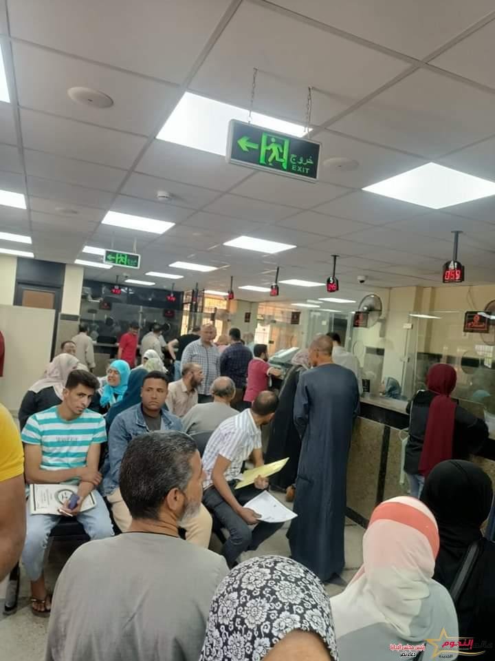 لليوم الثاني على التوالي توافد المواطنين للتقدم للتصالح بالوحدة المحلية لمركز ومدينة شبين القناطر 