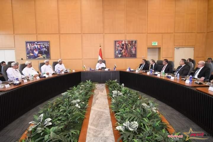 الجزار بسلطنة عمان يلتقى مسئولى شركات التطوير العقاري وشركات المقاولات المصرية لعرض الفرص الاستثمارية المتاحة 2 الجزار بسلطنة عمان يلتقى مسئولى شركات التطوير العقاري وشركات المقاولات المصرية لعرض الفرص الاستثمارية المتاحة