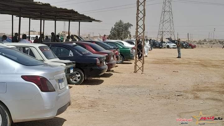 محافظ بني سويف يتابع إجراءات ضبط التشغيل وتطبيق مقابل الانتظار بساحة سوق السيارات 3 محافظ بني سويف يتابع إجراءات ضبط التشغيل وتطبيق مقابل الانتظار بساحة سوق السيارات