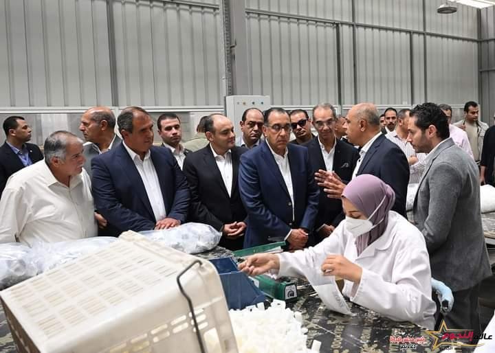 مدبولي يبدأ جولته اليوم بتفقد مصنع شركة "سانبيور" المصرية لتصنيع الأدوات الصحية