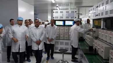 رئيس الوزراء يتفقد مصنع شركة "فيفو" للهواتف الذكية بالعاشر من رمضان