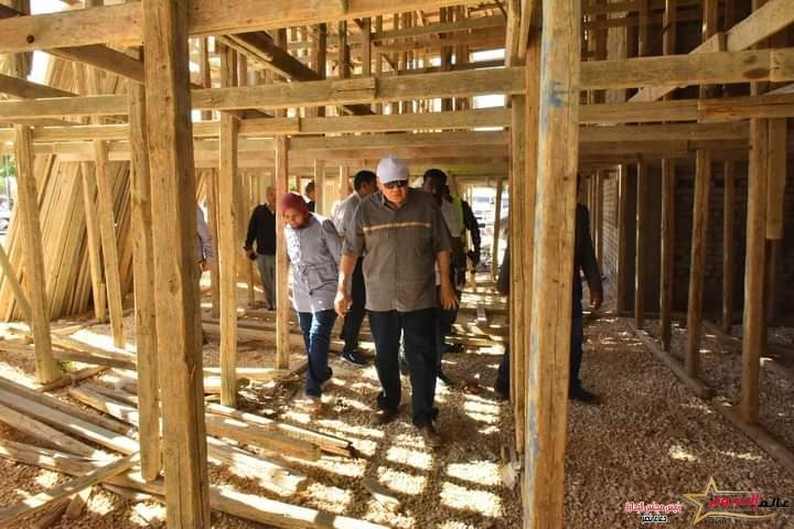 محافظ أسيوط يتفقد أعمال تنفيذ مشروع إحلال وتجديد موقف سيارات الغنايم بتكلفة 30 مليون جنيه وبنسبة تنفيذ 65%