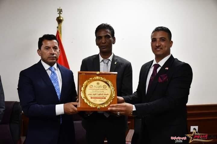 صبحي يناقش مع "الاتحاد الشبابي لدعم مصر" أنشطة وبرامج الاتحاد المستقبلية