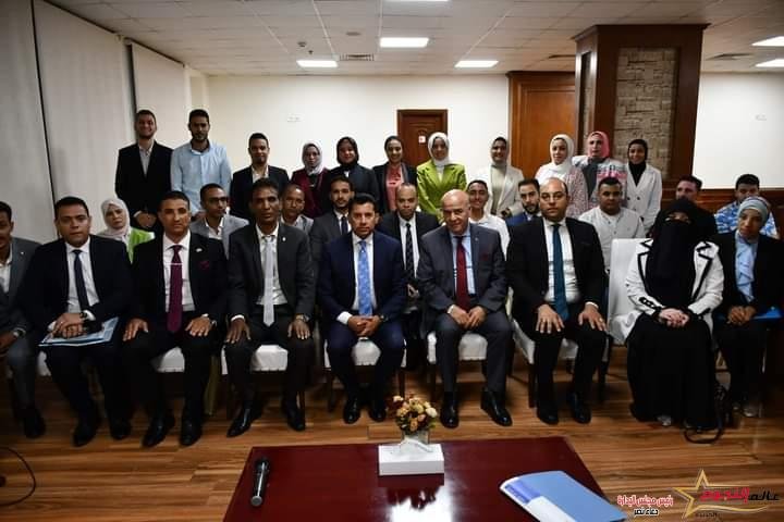 صبحي يناقش مع "الاتحاد الشبابي لدعم مصر" أنشطة وبرامج الاتحاد المستقبلية