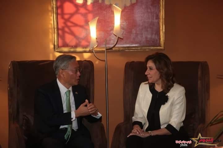 وزيرة الثقافة تبحث وسفير كوريا الجنوبية سبل تعزيز التعاون الثقافي بين البلدين 1 وزيرة الثقافة تبحث وسفير كوريا الجنوبية سبل تعزيز التعاون الثقافي بين البلدين