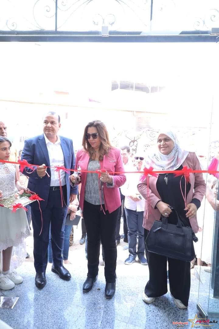 محافظ دمياط تستكمل جولتها بإفتتاح المركز التكنولوجي بالوحدة المحلية بالسرو 2 محافظ دمياط تستكمل جولتها بإفتتاح المركز التكنولوجي بالوحدة المحلية بالسرو