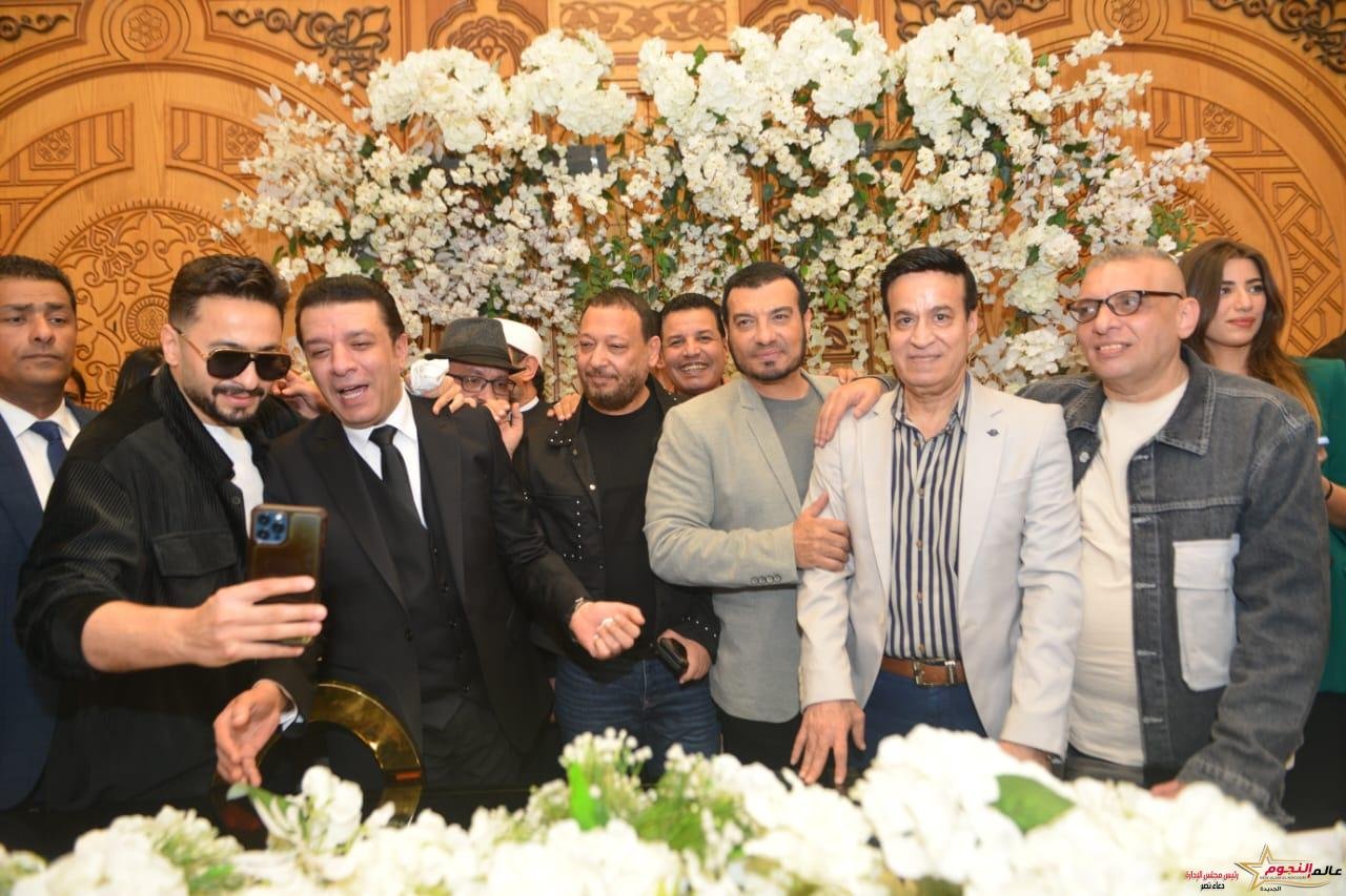 مصطفى كامل يحتفل بعقد قران ابنته بحضور مصطفى قمر وحماده هلال وحلمي عبد الباقي 5 مصطفى كامل يحتفل بعقد قران ابنته بحضور مصطفى قمر وحماده هلال وحلمي عبد الباقي