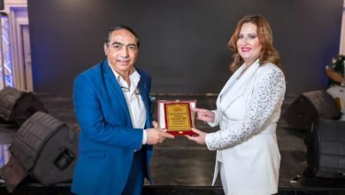 من الشاشة إلى التكريم.. «عمرو أحمد» يسطع في عالم النجوم