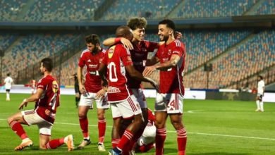 الأهلي يواصل انتصاراته ويفوز على الجونة وعبنه على قمة الدوري