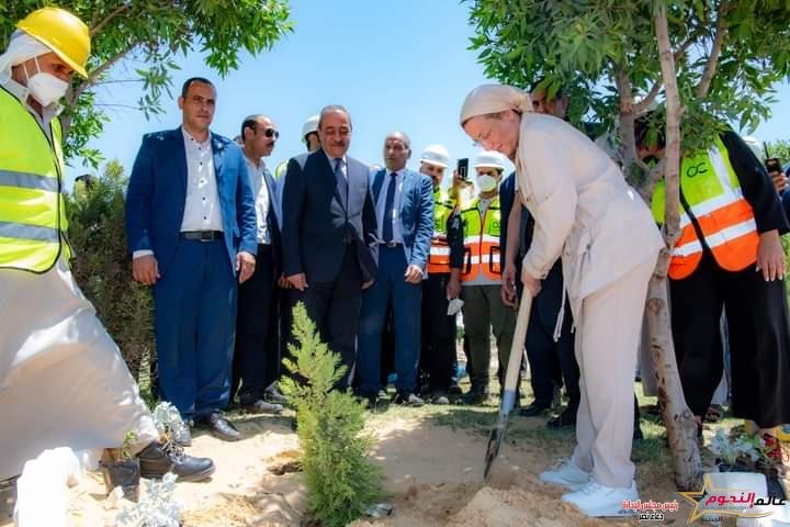 وزيرة البيئة فى زيارة تفقدية لمصنع «زيرو كاربون" لتدوير المخلفات بالإسماعيلية 2 وزيرة البيئة فى زيارة تفقدية لمصنع «زيرو كاربون" لتدوير المخلفات بالإسماعيلية