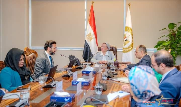 فؤاد تلتقى مع بعثة بنك التنمية الأفريقي لبحث سبل تعزيز إشراك القطاع الخاص في دمج البعد البيئي داخل الصناعة المصرية 2 فؤاد تلتقى مع بعثة بنك التنمية الأفريقي لبحث سبل تعزيز إشراك القطاع الخاص في دمج البعد البيئي داخل الصناعة المصرية