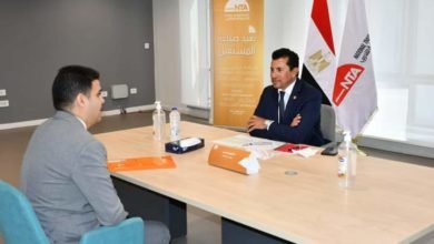 وزير الشباب والرياضة يشهد اختبارات المتقدمين للبرنامج الرئاسي لتأهيل الشباب للقيادة