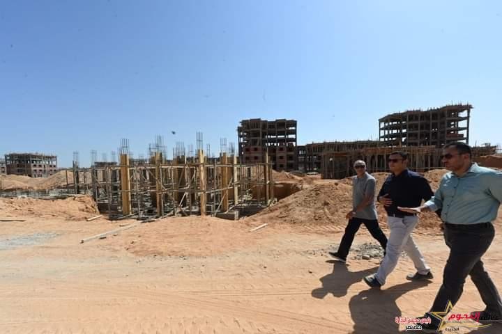 وزير الإسكان يتفقد صباح اليوم الموقف التنفيذى لوحدات المبادرة الرئاسية "سكن لكل المصريين" بمدينة العاشر من رمضان