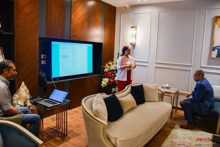 اولى اجتماعات اللواء خالد مبارك مع فريق عمل مشروع جرين شرم