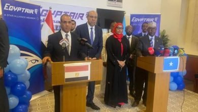 وزير الخارجية والهجرة يعقد مباحثات ثنائية مع نظيريه الجيبوتي والصومالى خلال زيارته لتدشين خط الطيران المباشر بين الدول الثلاث