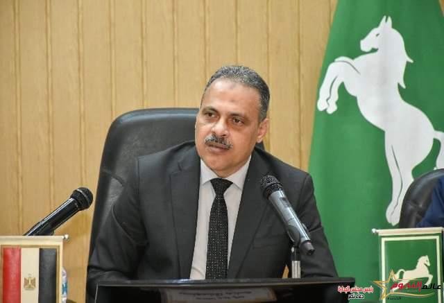 دون وقوع وفيات ... السيطرة على حريق بأحد محال بيع الأدوات المنزلية بمنطقة الحلقة بمدينة الزقازيق