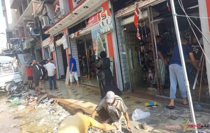دون وقوع وفيات ... السيطرة على حريق بأحد محال بيع الأدوات المنزلية بمنطقة الحلقة بمدينة الزقازيق