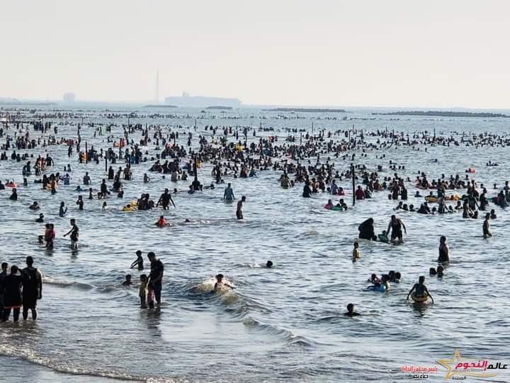 رأس البر تشهد إقبال كبير من الزائرين خلال عطلة نهاية الأسبوع