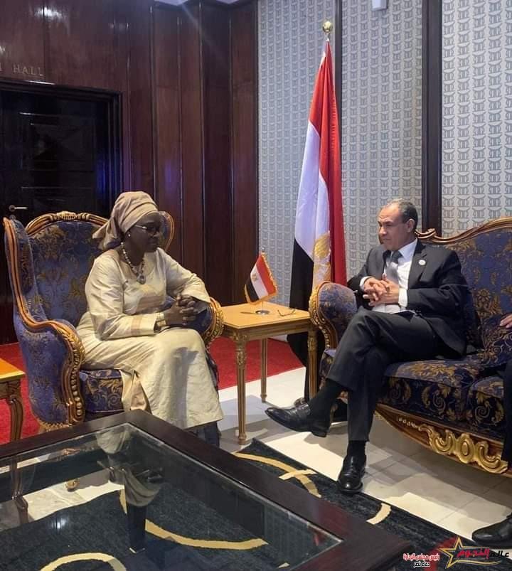 عبد العاطي يلتقى وزيرة خارجية السنغال على هامش الاجتماع التنسيقى السادس للاتحاد الأفريقي