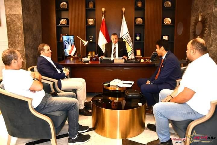محافظ جنوب سيناء يلتقي رئيس مجلس إدارة هيئة الاسعاف المصرية 2 محافظ جنوب سيناء يلتقي رئيس مجلس إدارة هيئة الاسعاف المصرية
