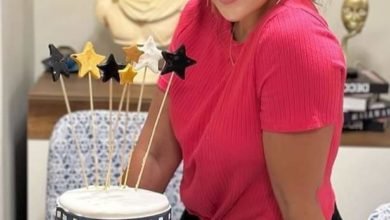 آيتن عامر تحتفل بنجاح أغنية" مثيرة للجدل "