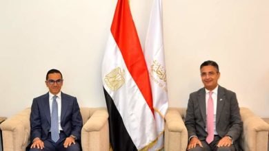 فاروق يستقبل وزير الاستثمار والتجارة الخارجية ويبحثان أوجه التعاون المشترك بين الوزارتين