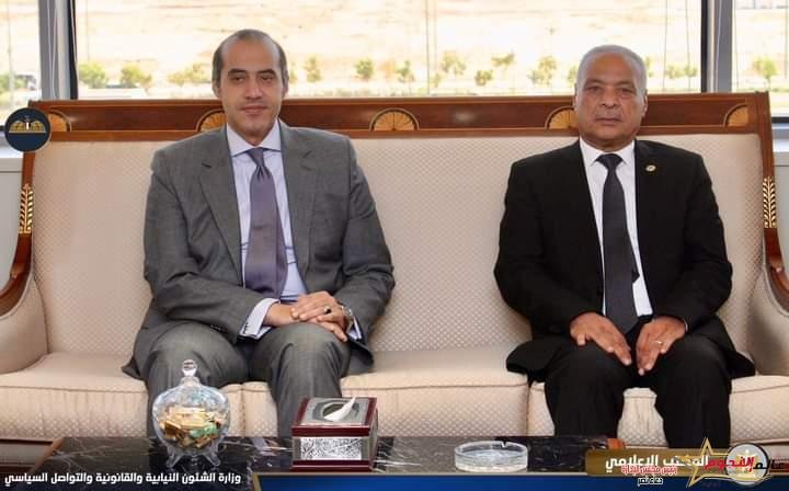 المستشار محمود فوزي وزير الشئون النيابية والقانونية والتواصل السياسي يستقبل المستشار عبد الراضي صديق رئيس هيئة النيابة الإدارية بمقر الوزارة بالعاصمة الإدارية 