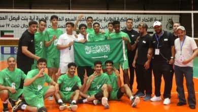 في ثالث مبارياته في البطولة… أخضر الطائرة يتصدر العربية بالفوز على قطر