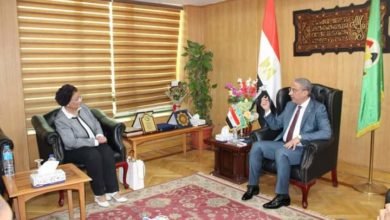 نائب وزير الصحة والسكان تعقد أول اجتماعاتها الدورية للمجلس الإقليمي للسكان في الفيوم برئاسة المحافظ