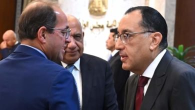 وزير المالية يستعرض تقريرا حول الأداء المالي للعام المالي 2023/2024