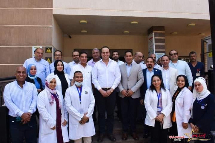 الصحة: رئيس هيئة الرعاية الصحية على رأس لجنة للمرور على المنشآت الطبية بمحافظة أسوان 