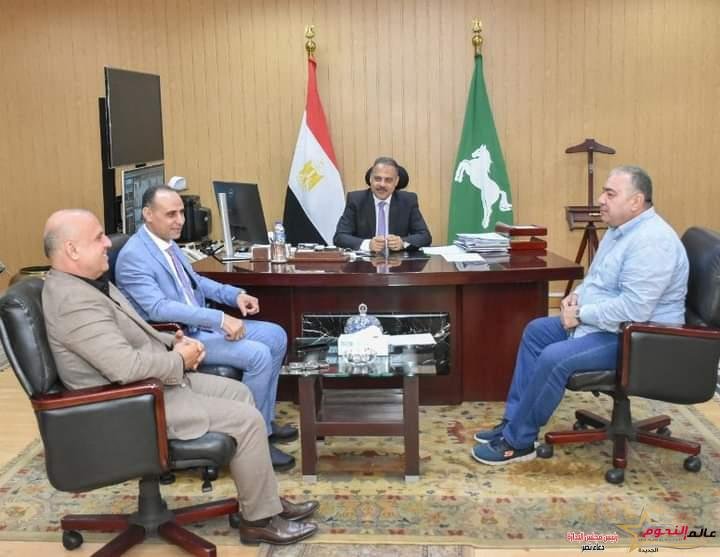 محافظ الشرقية يعقد إجتماعاً مع وكلاء وزارت التربية والتعليم والصحة والزراعة 